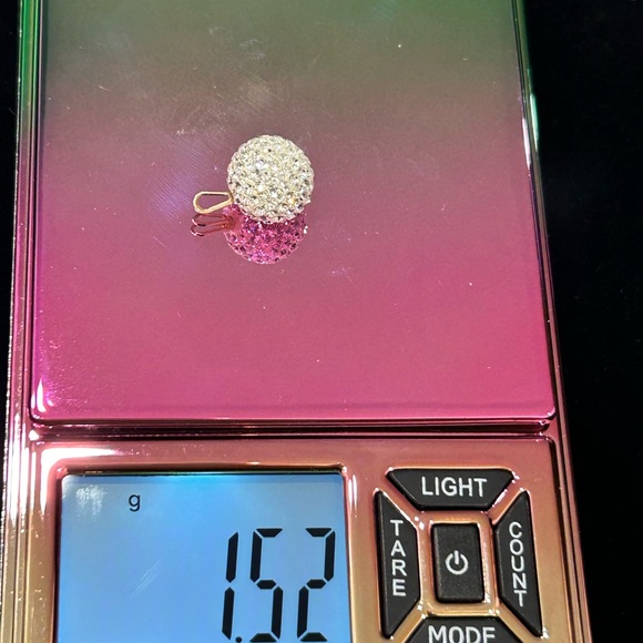 10k solid gold crystal ball pendant - Picture 3 of 3